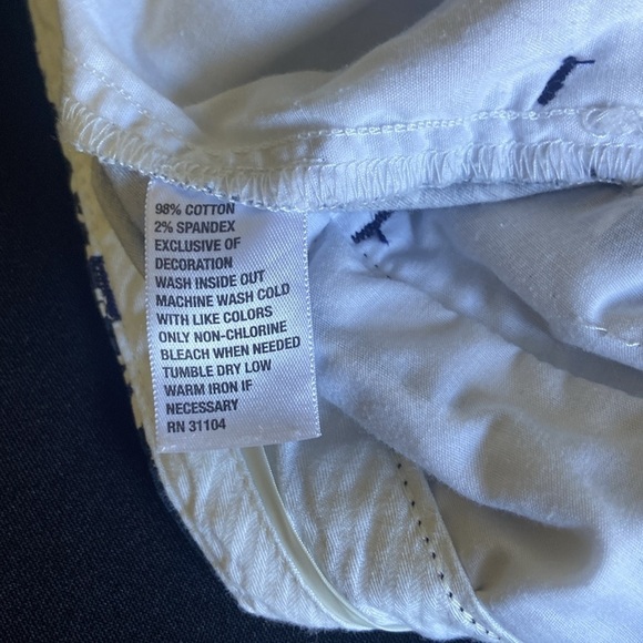 Crown & Ivy Pink/ Navy Elephant Shorts Size 8 Woman’s - Picture 4 of 9